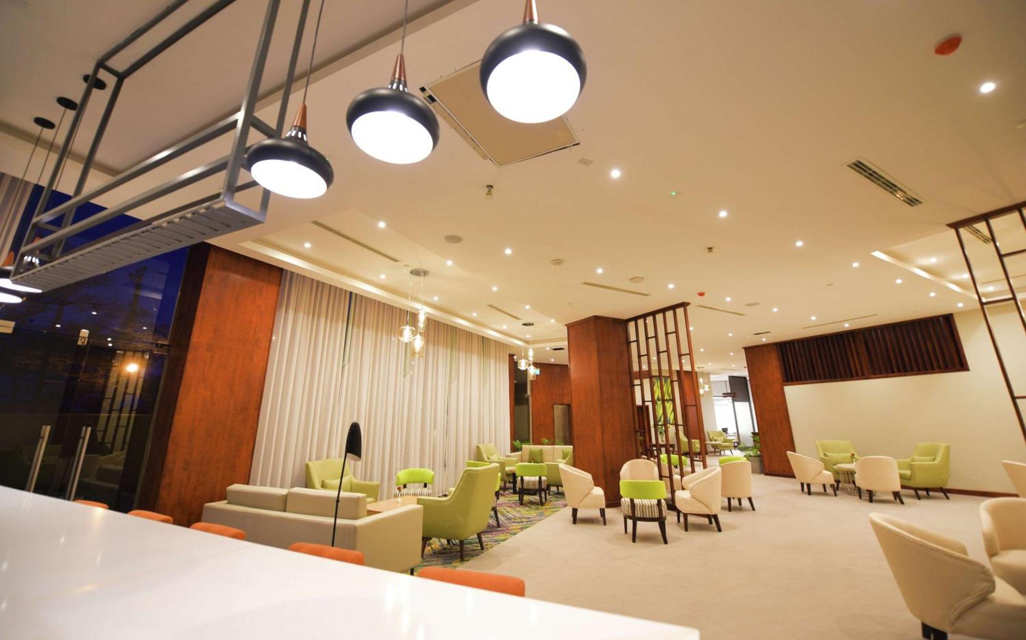 Hilton Garden Inn Καμπάλα Εξωτερικό φωτογραφία