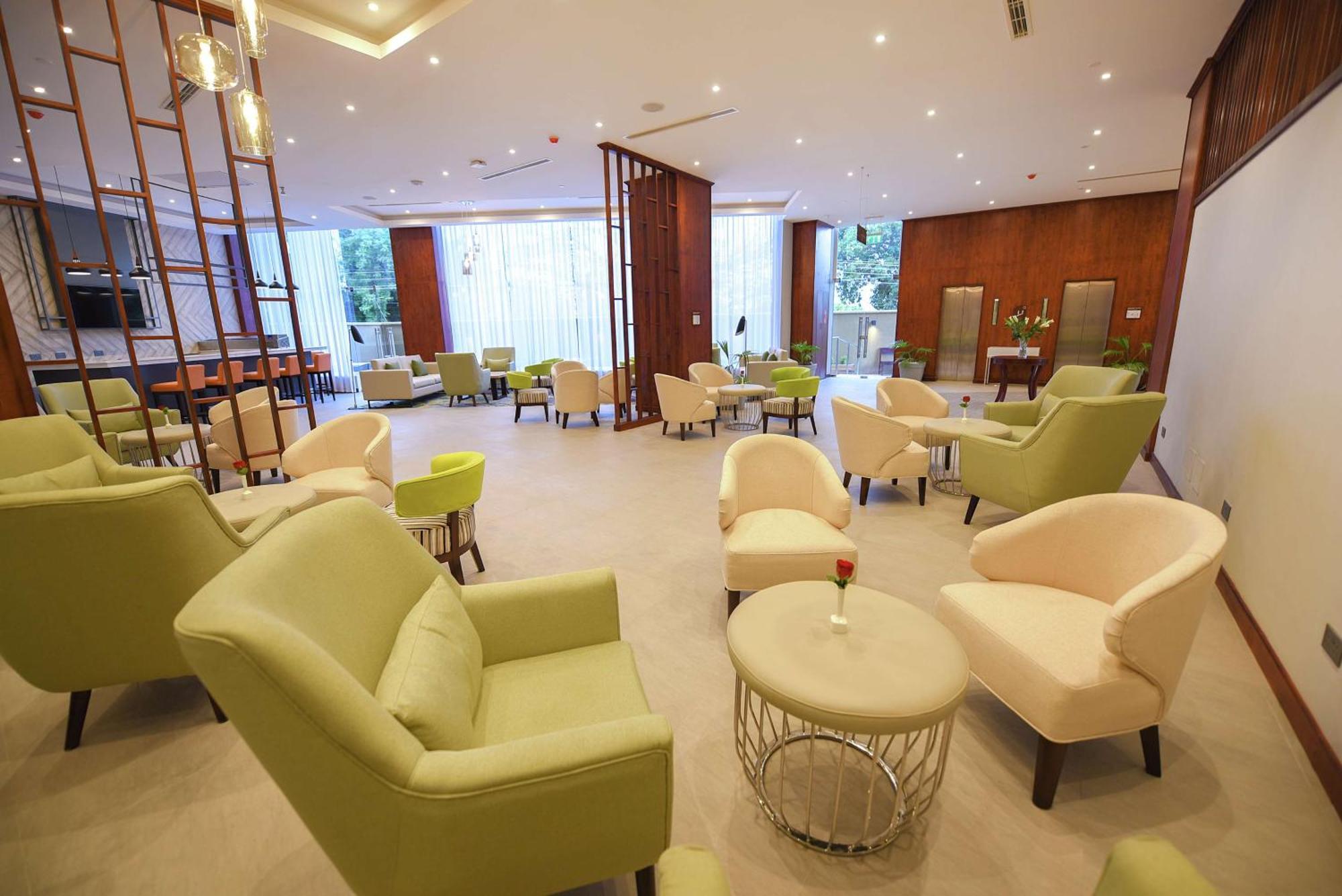 Hilton Garden Inn Καμπάλα Εξωτερικό φωτογραφία