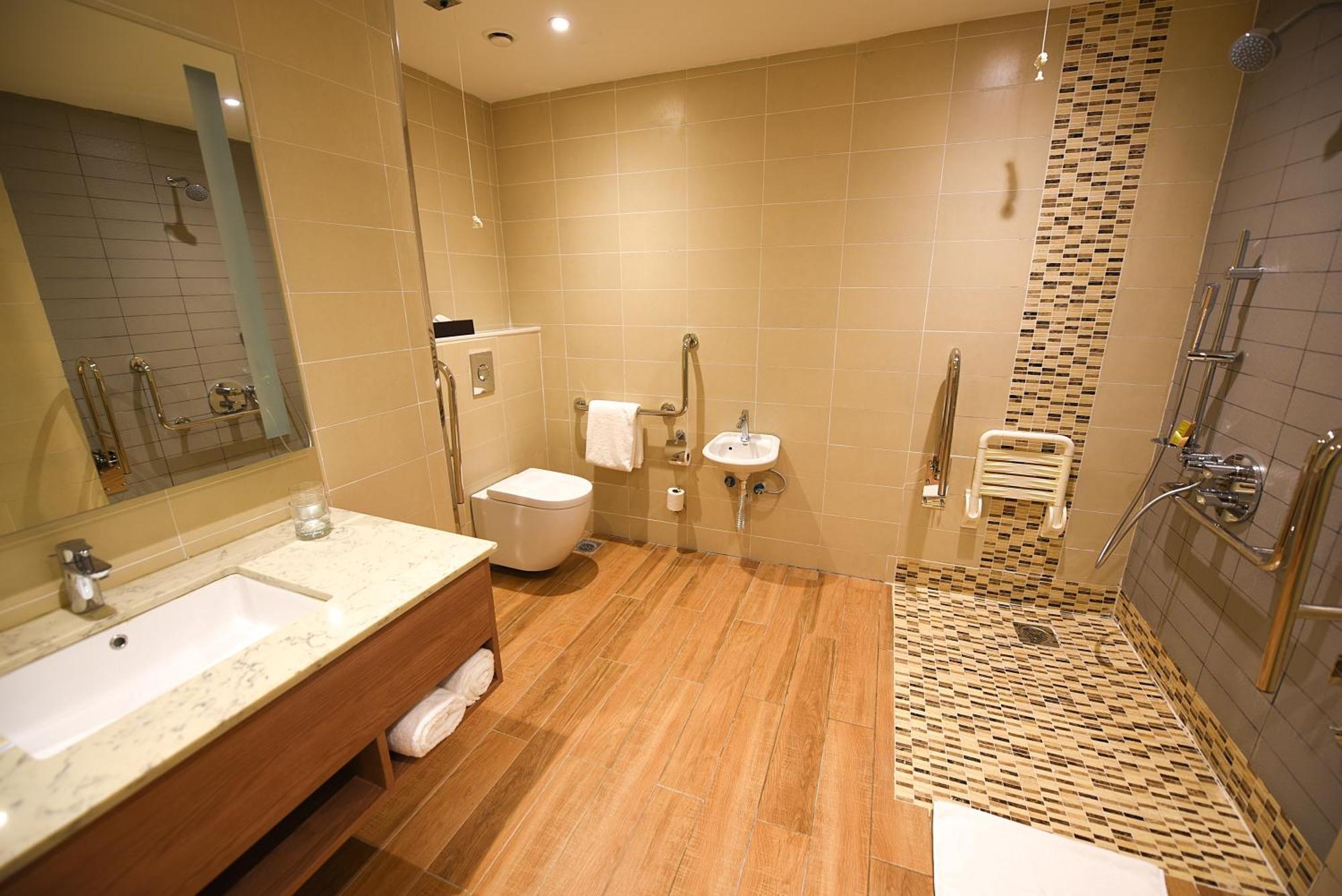Hilton Garden Inn Καμπάλα Εξωτερικό φωτογραφία